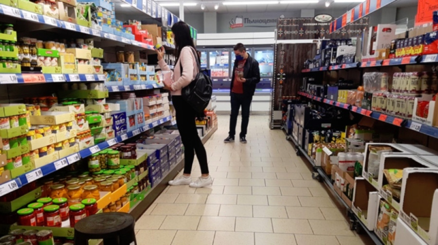 Около 30% от всички разходи на българите отиват за храна