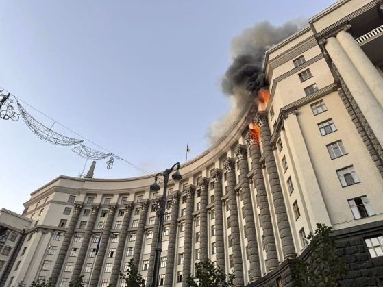 Руски дронове атакуват отново Киев