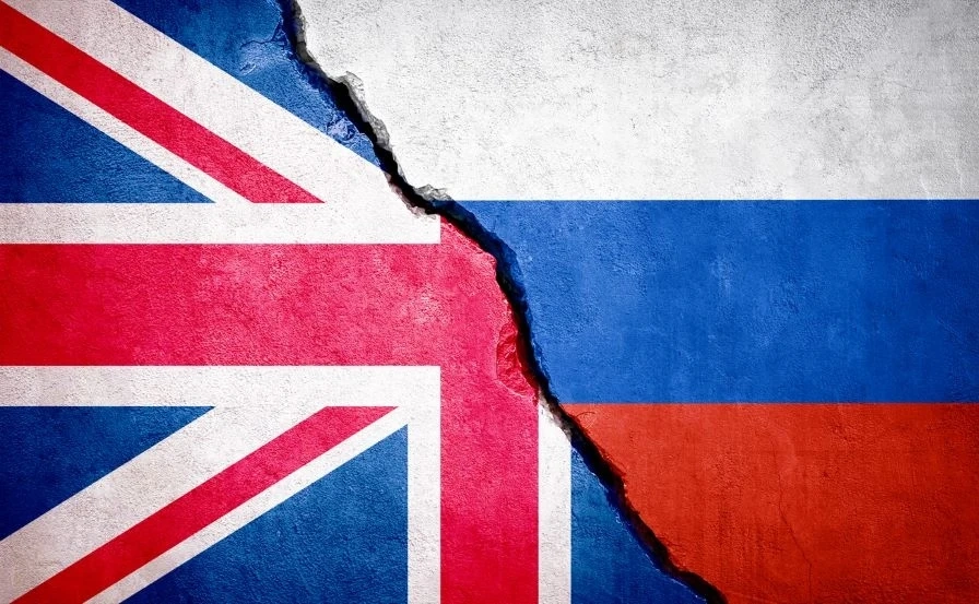 Великобритания обяви 100 нови санкции срещу Москва