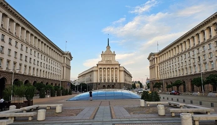 Тренд: При вот днес - ГЕРБ-СДС първи с двойна разлика от второто място