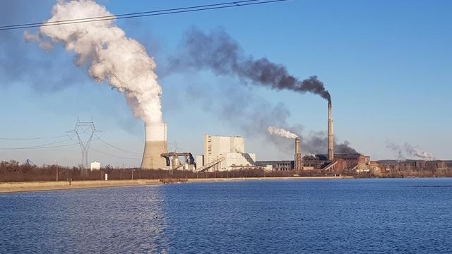 Закриване на ТЕЦ-ове? Три причини да не го правим, според Христо Ковачки