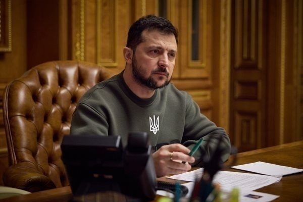 Володимир Зеленски приветства победата на проевропейските сили на изборите в Молдова