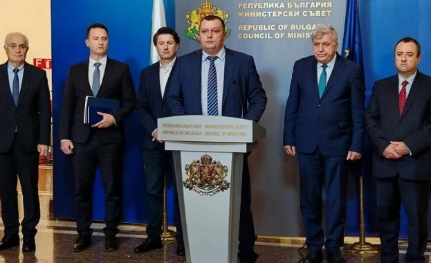 Министерският съвет с извънреден брифинг за наводненията