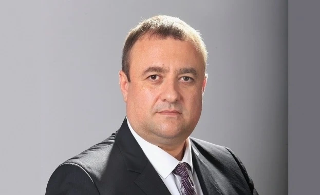 Министърът на регионалното развитие разпореди проверки в наводнените райони