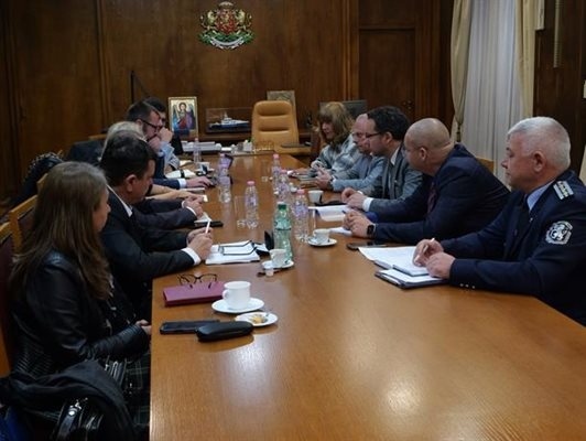 Ще искаме помощ от фонд Солидарност на ЕС заради щетите от наводненията