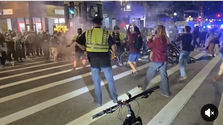 Арестуваха пропалестински протестиращи в Бостън