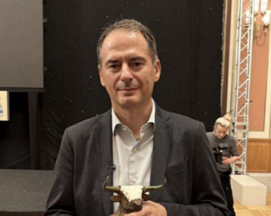 Христo Грoзев с наградата Европейски журналист на годината на фестивала PRIX EUROPA