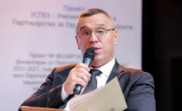 Министър Тахов: Над 700 общински проекта на стойност 432 млн. евро са подадени по Стратегическия план