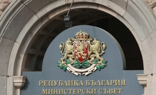 ПП предлага държавата да поеме здравните осигуровки по време на майчинство