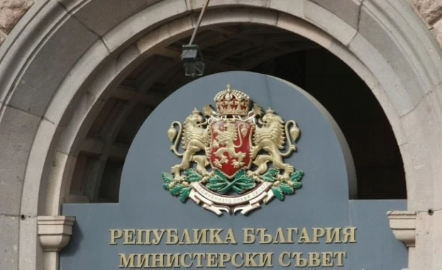 ПП предлага държавата да поеме здравните осигуровки по време на майчинство