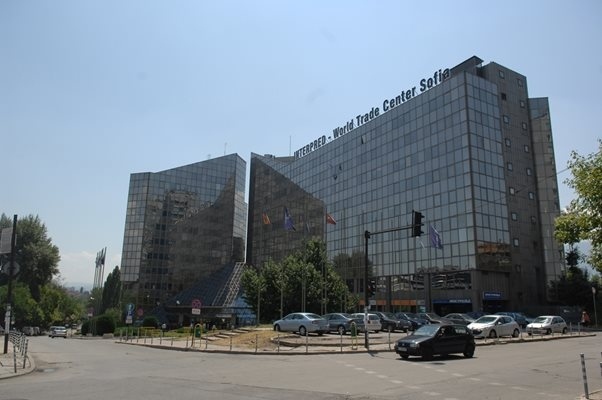 Продават Интерпред, купувач е фирма на бивш кмет на Раковски