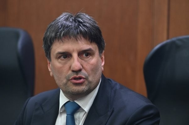 Разбиха 2 депа с дрога, от които зареждали дилърите в телеграм