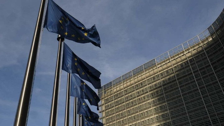 ЕК: Изпитанията на нови оръжия в Русия не са стъпки в правилната посока