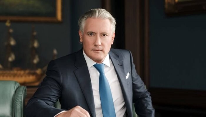 Домусчиев: Без спешни реформи вървим по румънския сценарий с висока инфлация и дълг