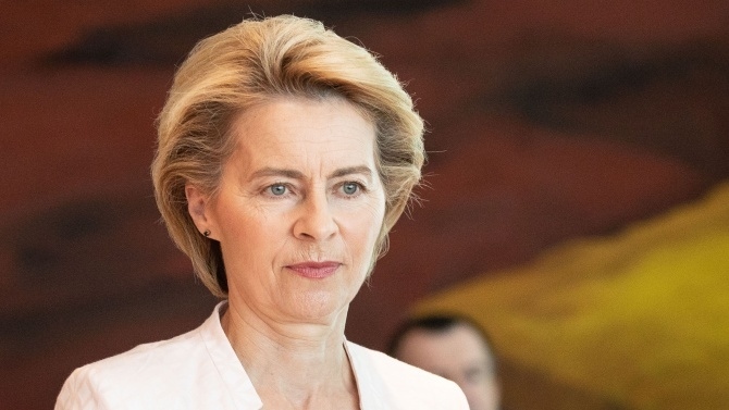 Урсула категорична: Украйна няма да бъде оставена сама през зимата