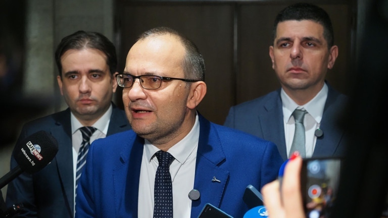 ДБ иска оттегляне и пренаписване на Бюджет 2026