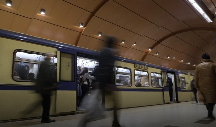 Днес и утре няма да се движи метрото по линия 3