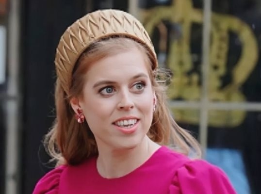 Принцеса Беатрис организира изискано чаено парти в Саудитска Арабия