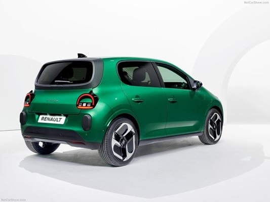 Новите коли задължително и със задни дневни светлини