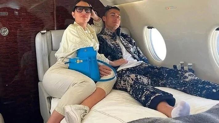 Кристиано Роналдо си купи нов самолет за 50 млн. евро