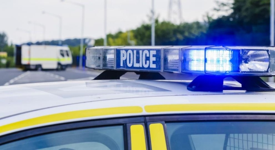 Кола се вряза в тълпа на състезание в Австралия, девет души ранени