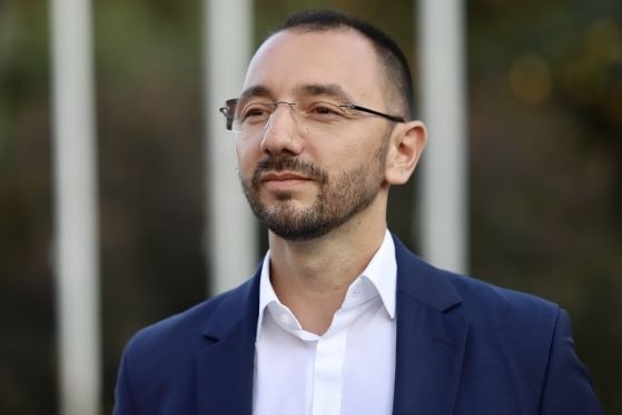 Хекимян: Новите зони и платеното паркиране са реформата на Терзиев и Бонев