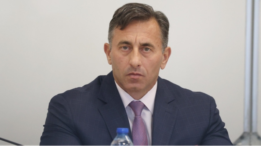 Румен Спецов вече е вписан в търговския регистър като особен управител на дружествата на Лукойл у нас