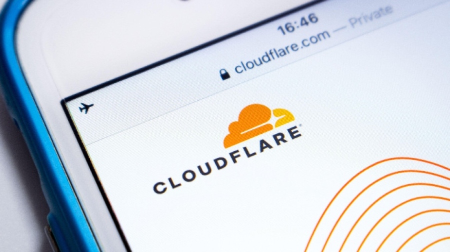 Cloudflare индентифицира проблема и възстановява услугите