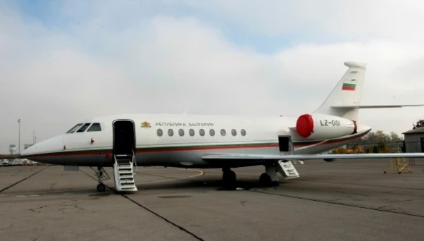 Пеевски поиска да се закрие правителствения авиоотряд