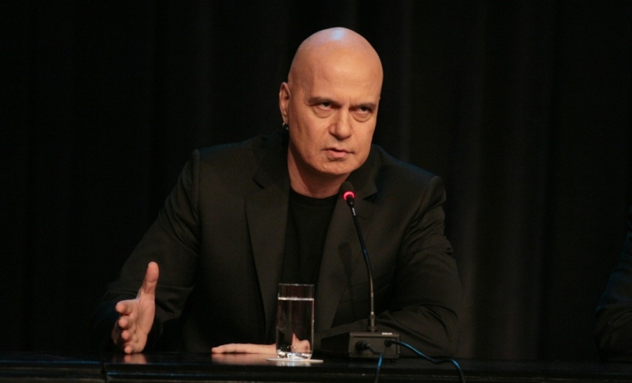 Слави Трифонов за оправданата от съда Лена Бориславова: Тези хора са лъжци, мислят се за повече от другите