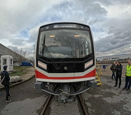 Показаха новите метровлакове за софийското метро 