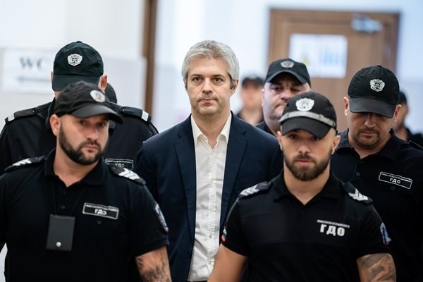 Борисов разпоредил на ГЕРБ да не свалят Благомир Коцев като кмет на Варна в неделя