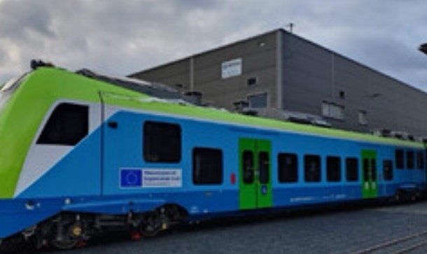 Първата композиция от новите влакове за БДЖ вече е произведена