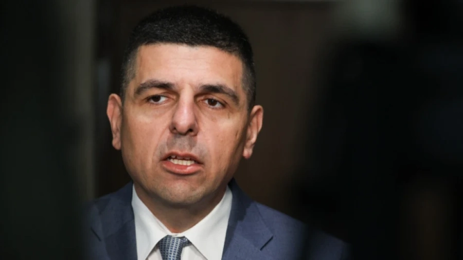 Мирчев: Борисов е пешката във войната на Пеевски срещу средната класа