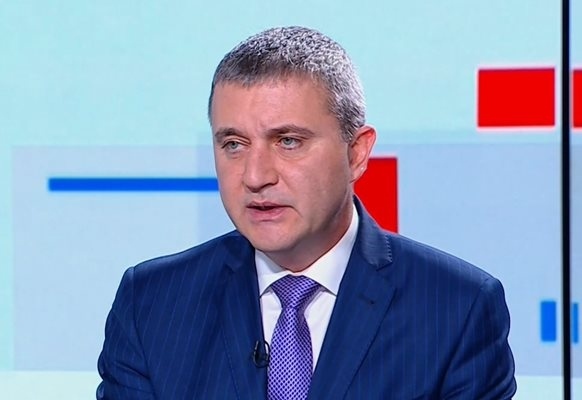 Владислав Горанов: Бюджетът не е оттеглен, приет е на първо четене и стои в дневния ред на НС