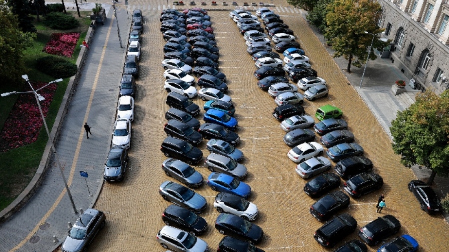 Съдът определи за нищожно решението на СОС за зоните за паркиране