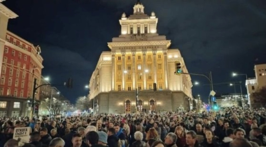 Слагат КПП-та на входовете на протеста