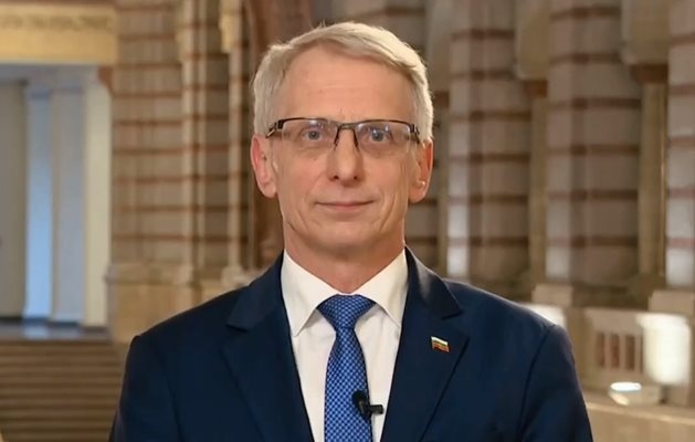 Денков: От днес искаме оставката на правителството