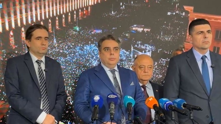 ПП-ДБ: Ако правителството не подаде оставка, ще внесем вот на недоверие