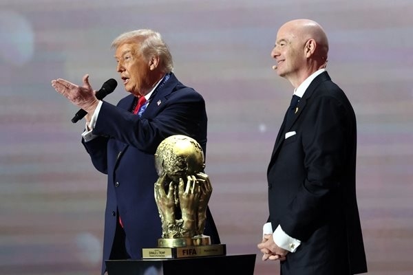 Тръмп официално поиска ново име за американския футбол