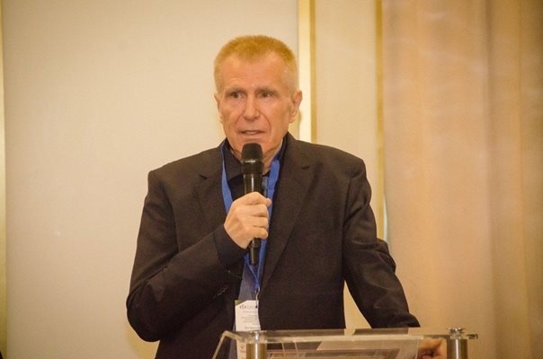 Христо Ковачки кани енергетиката в нова асоциация за декарбонизация, за да има бъдеще