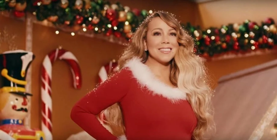 Mariah Carey отново завладя американската класация с All I Want for Christmas is You