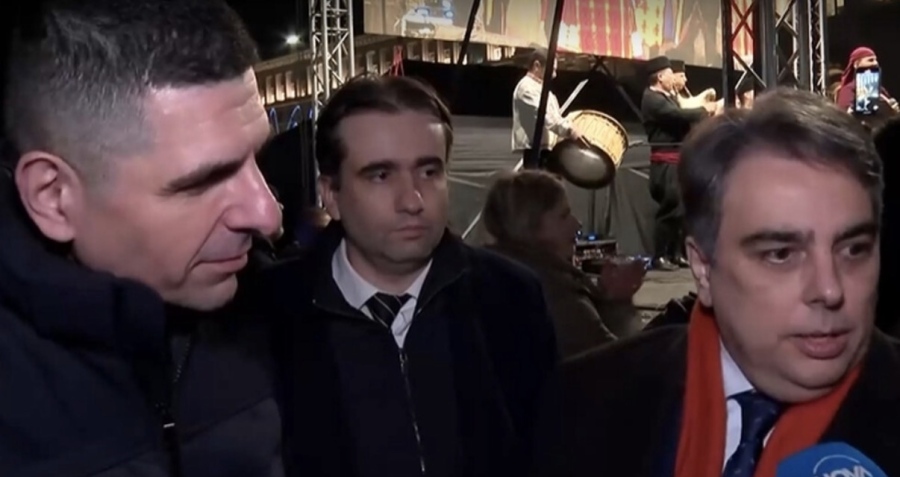 Асен Василев: Протестите ще продължат, докато правителството не подаде оставка