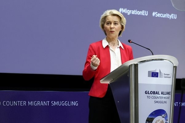 Фон дер Лайен към Тръмп: Не се меси в европейската дипломация