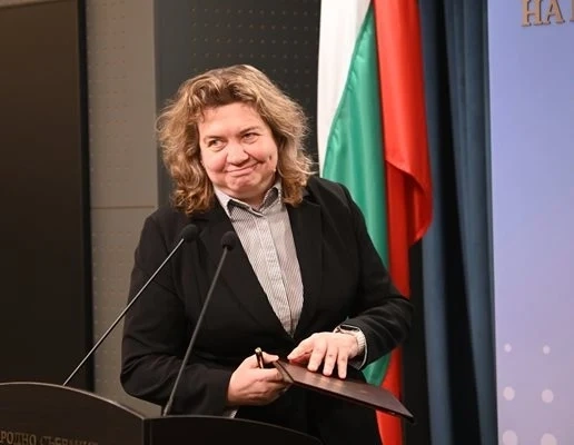 Наталия Киселова: Смяната на парламентарния шеф отвори духа от бутилката