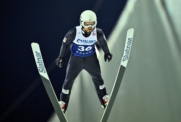 Владимир Зографски отново в топ 15 на световната купа