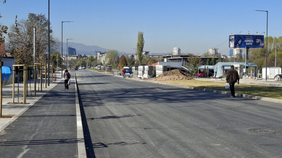 Пускат за движение новоизградения участък от бул. Рожен