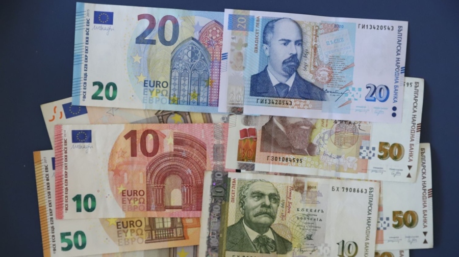 Потребители алармират за масови злоупотреби с цените след 1 януари