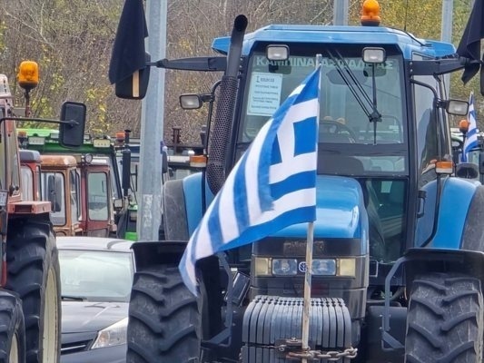 Няма да има шествие с трактори до Атина, твърдото ядро на протестиращите ще се срещне с премиера
