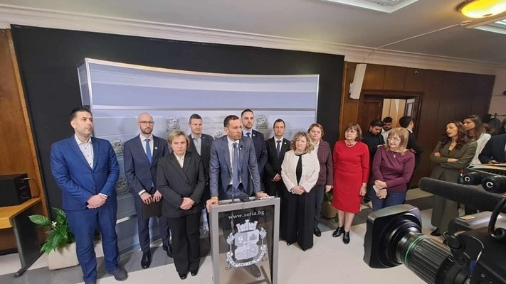 СОС към Терзиев: Какъв е планът за боклука